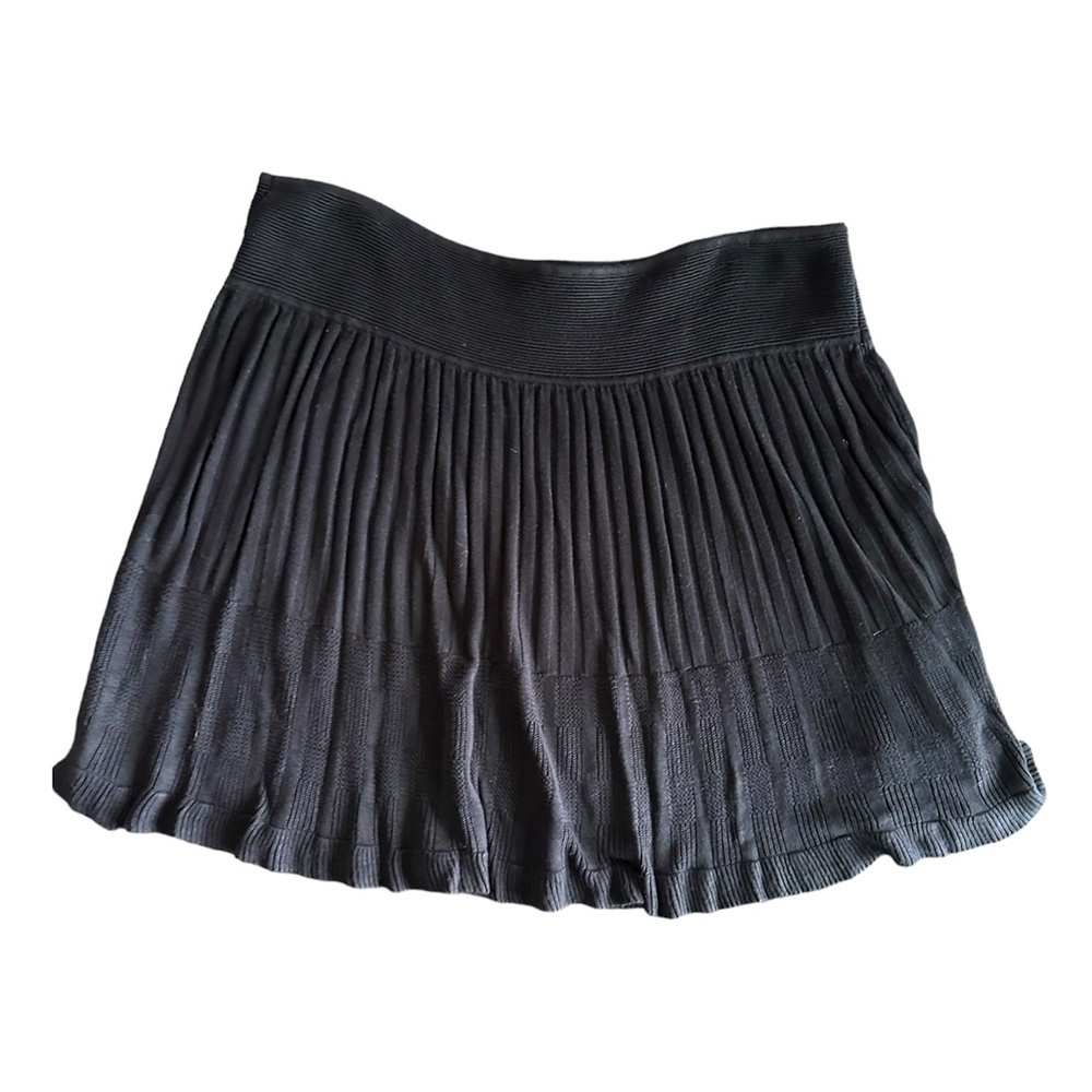 Max Studio ladies sweater knit A line above the knee black skirt size L